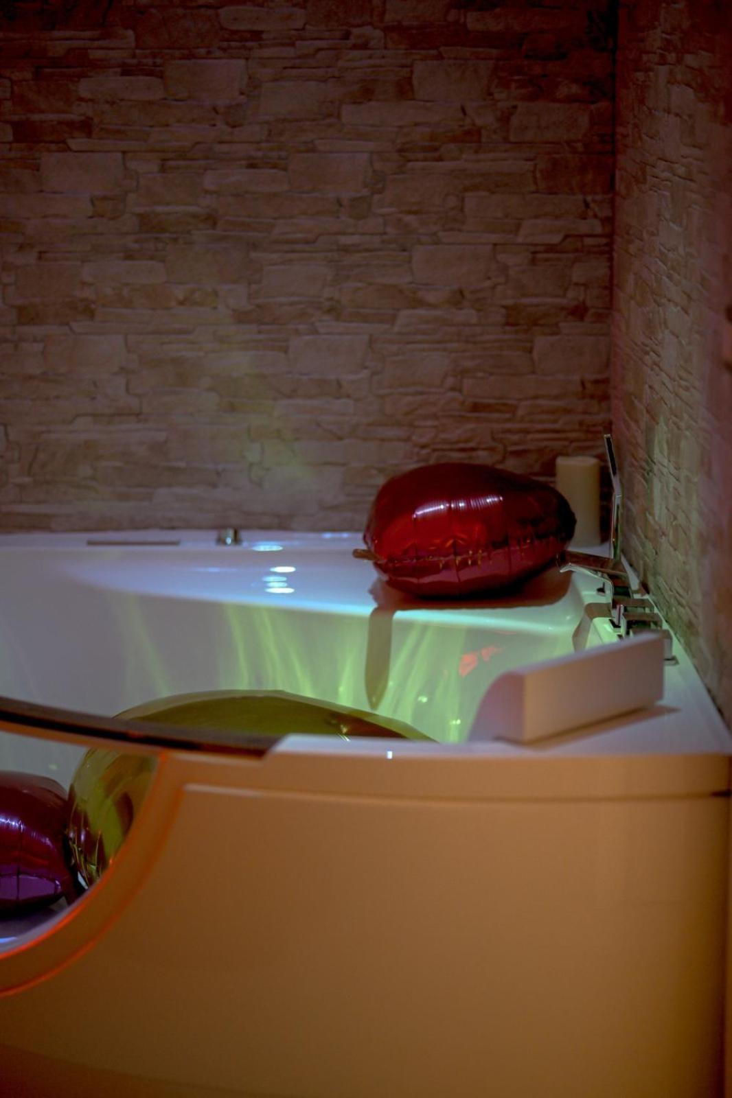 Momenti E Wellness *